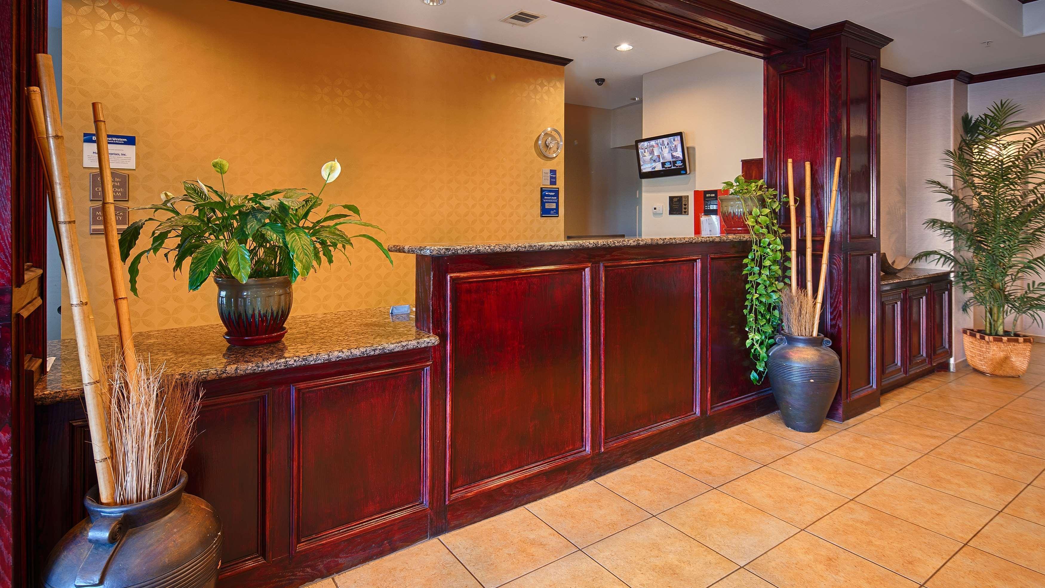 Best Western Lockhart Hotel & Suites Bagian luar foto